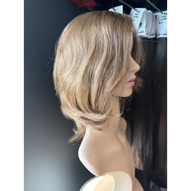 8" Lace Front Wig 5/7